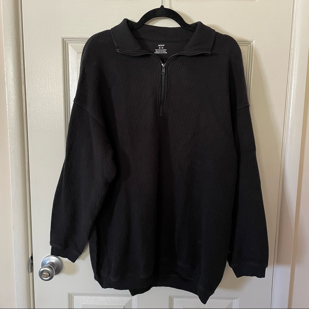 American Eagle Black Oversized Ribbed Sweater